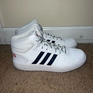 Adidas high top almost new